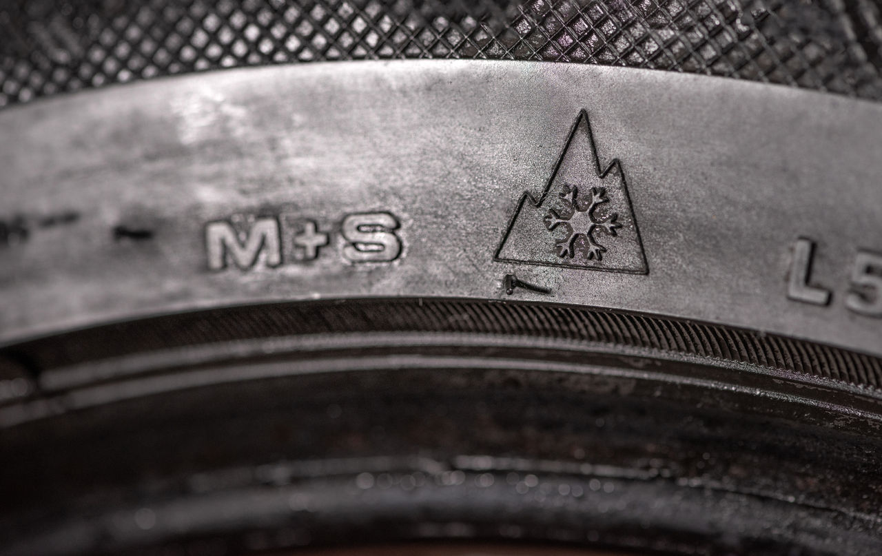 Uniroyal M+S Tyre marking