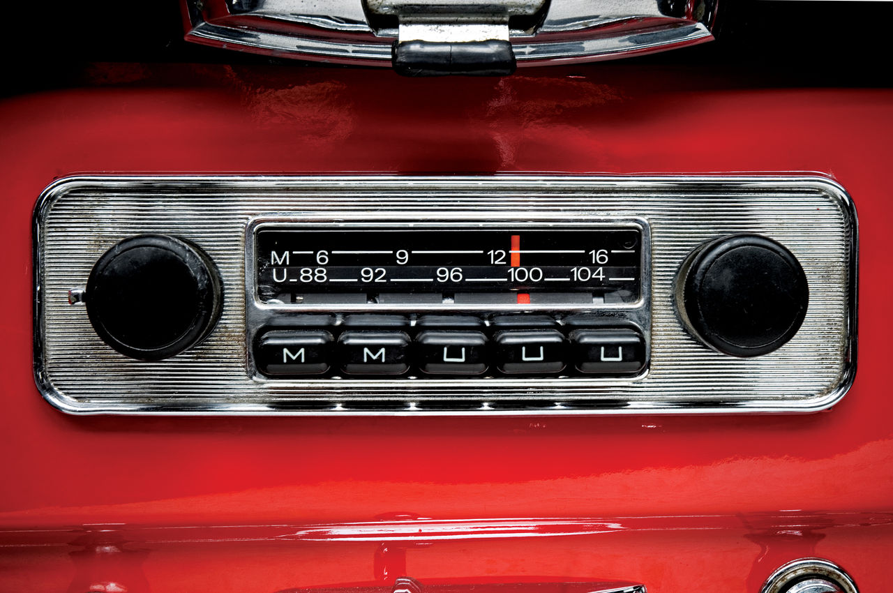 Uniroyal - old school car radio
